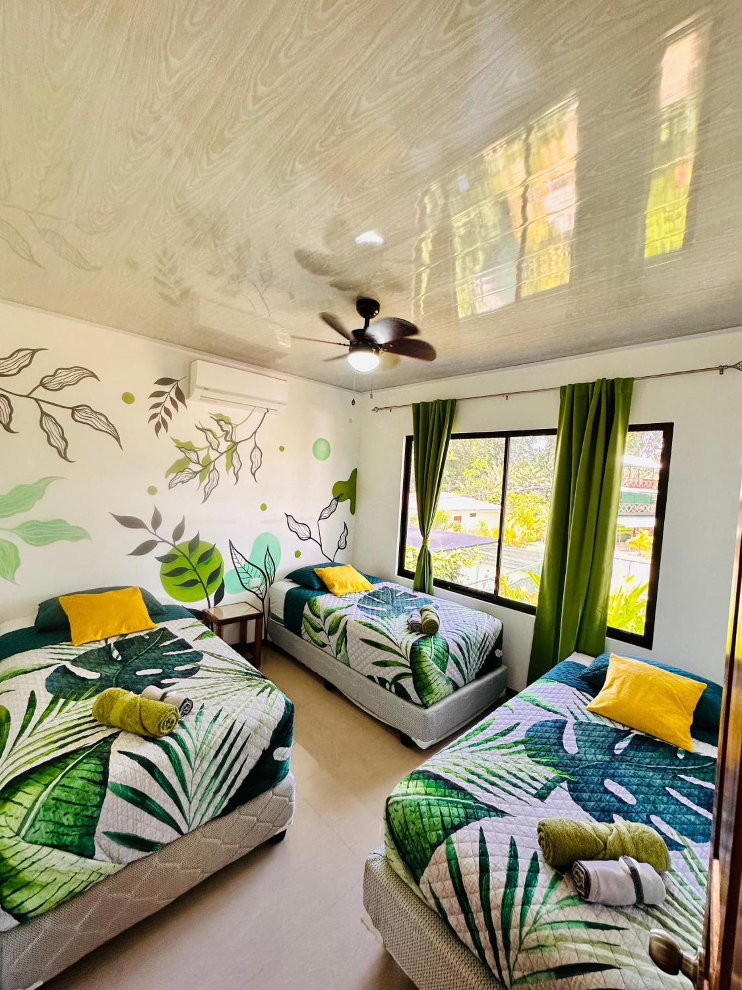 Oso Perezoso Pool Villa Puerto Viejo de Talamanca Buitenkant foto