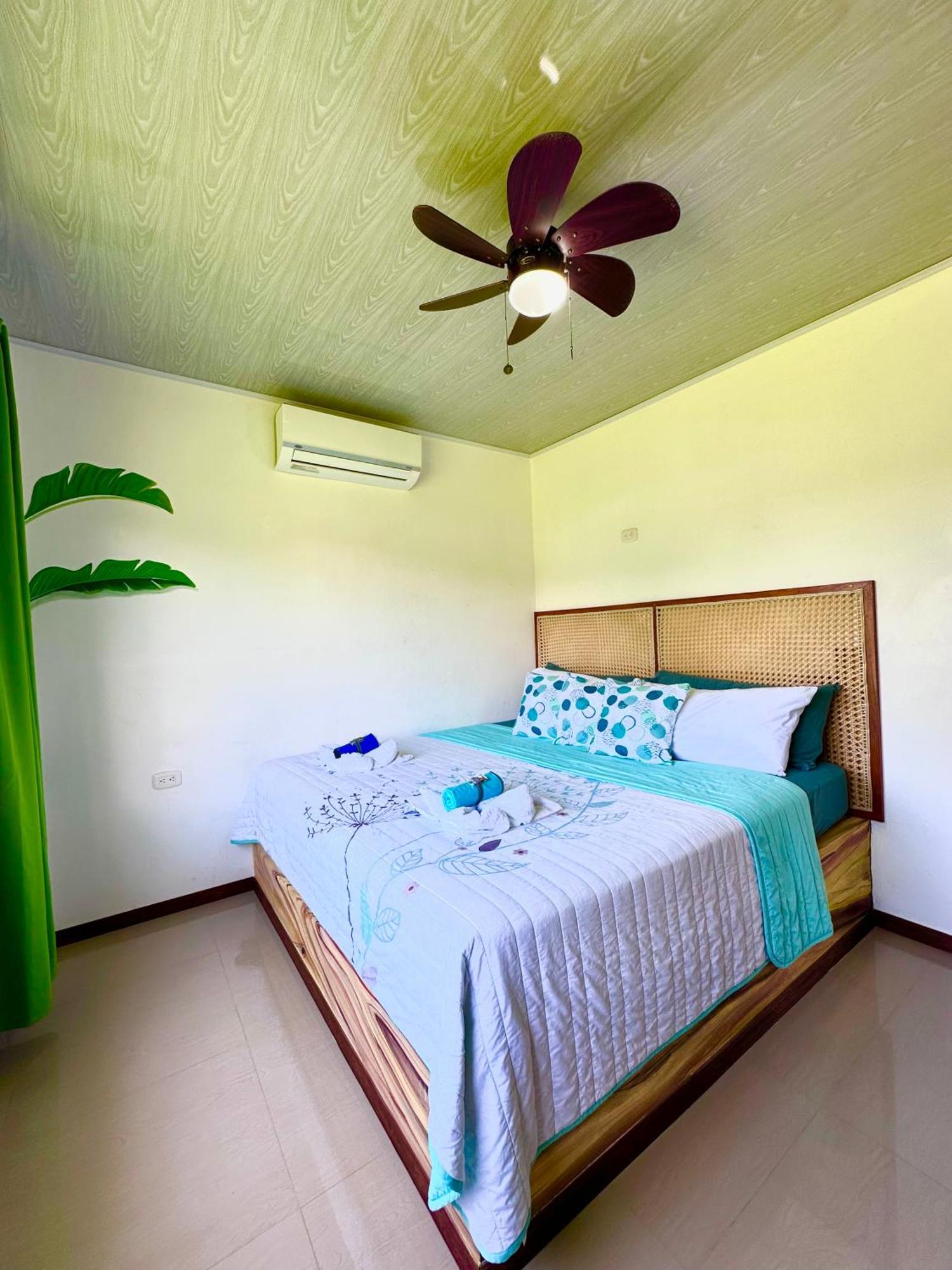 Oso Perezoso Pool Villa Puerto Viejo de Talamanca Buitenkant foto